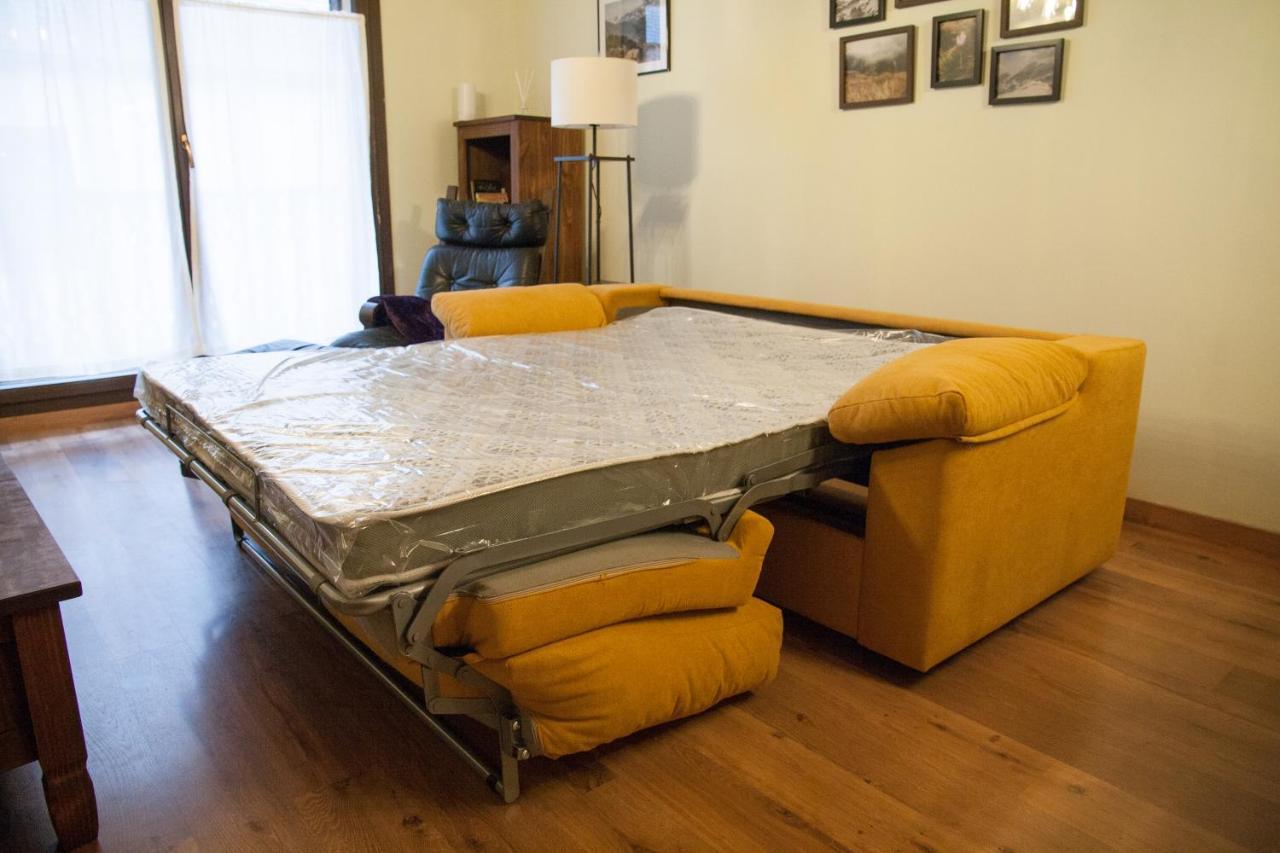 Toran Apartment Les